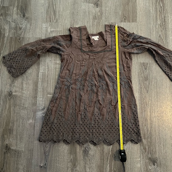 Sundance Brown Embroidered Tunic top - Picture 9 of 9
